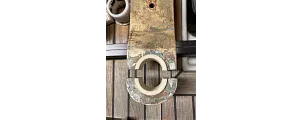The rudder bearing consists of two pieces and has an exact fit.